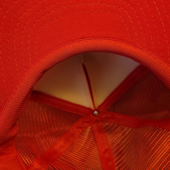 Vintage The Official Coca-Cola Classic Snapback Red Trucker Hat - Picture 6 of 9